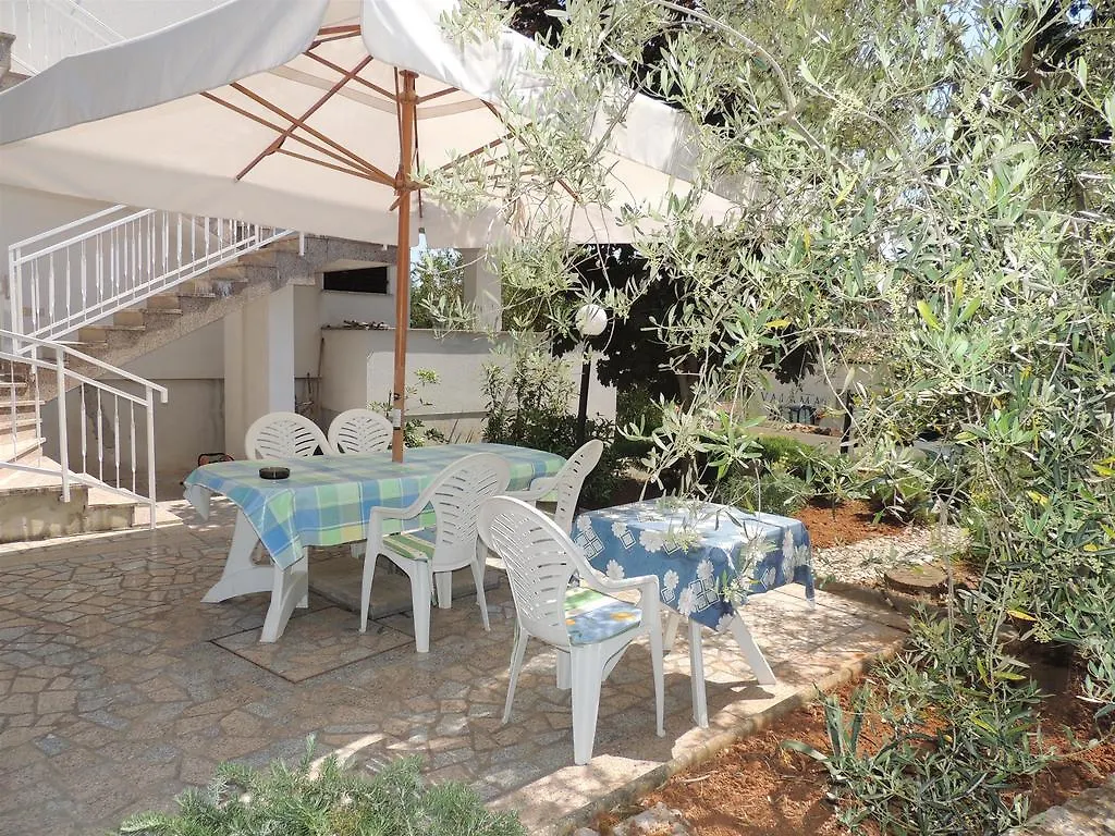 Apartments Vlatko Krk Town 0*,