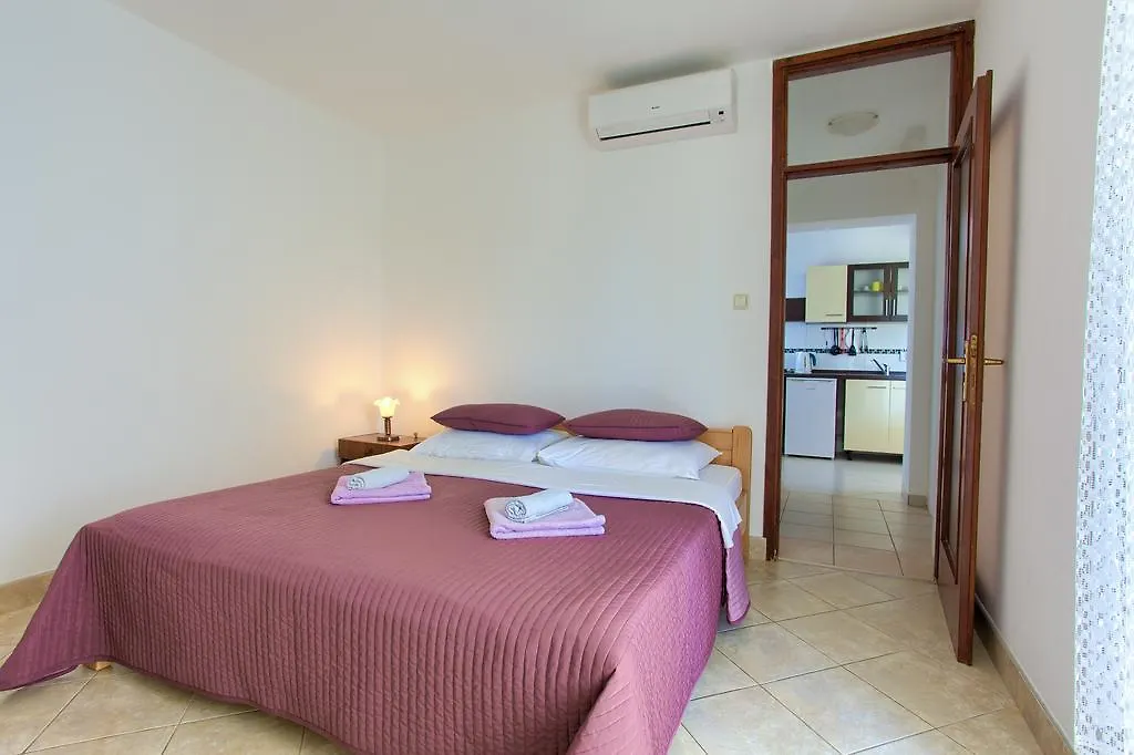 Apartments Vlatko Krk Town 0*,