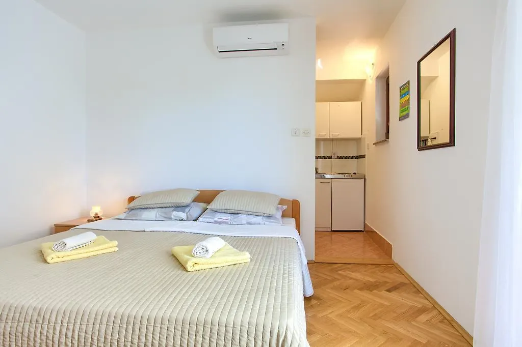 Apartments Vlatko Krk Town Kroatien
