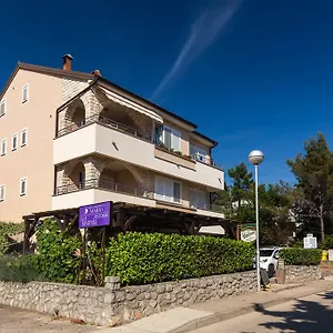 Couette-café Bed & Breakfast Mario, Krk Town
